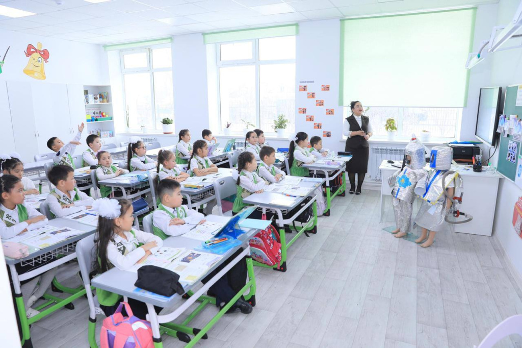 гимназия2.jpg гимназия2.jpg
