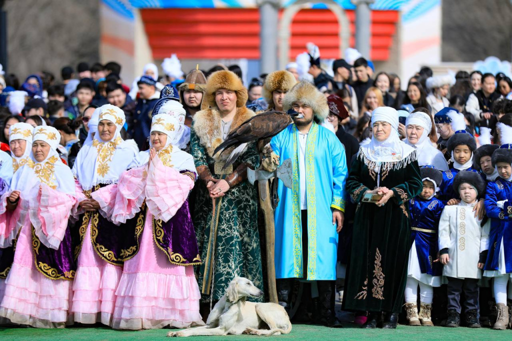 одежда2.jpg одежда2.jpg